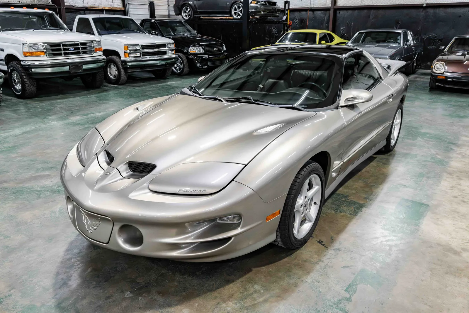 2000-Pontiac-Firehawk-Pewter Metallic-2G2FV22G2Y2149686-33.jpg